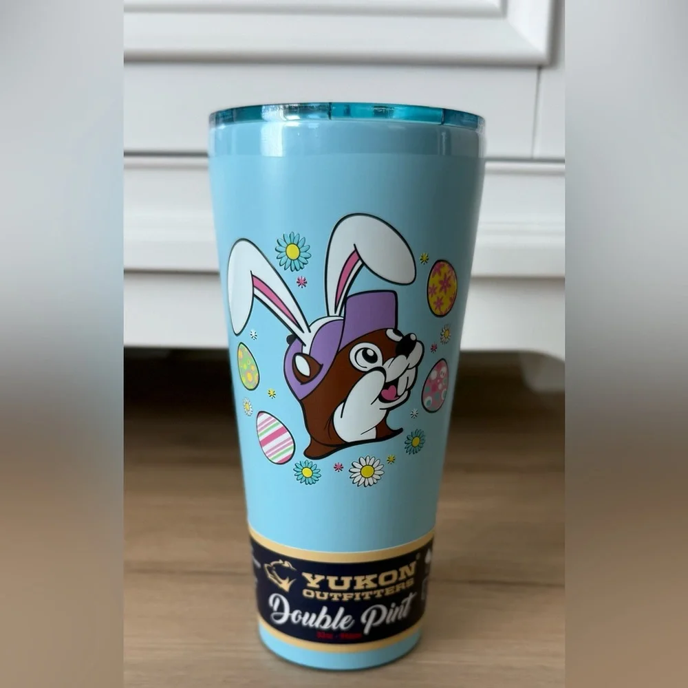 Buc-ees Easter Tumbler🩵